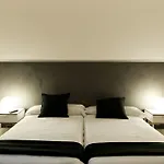 Super Balmes Guest House