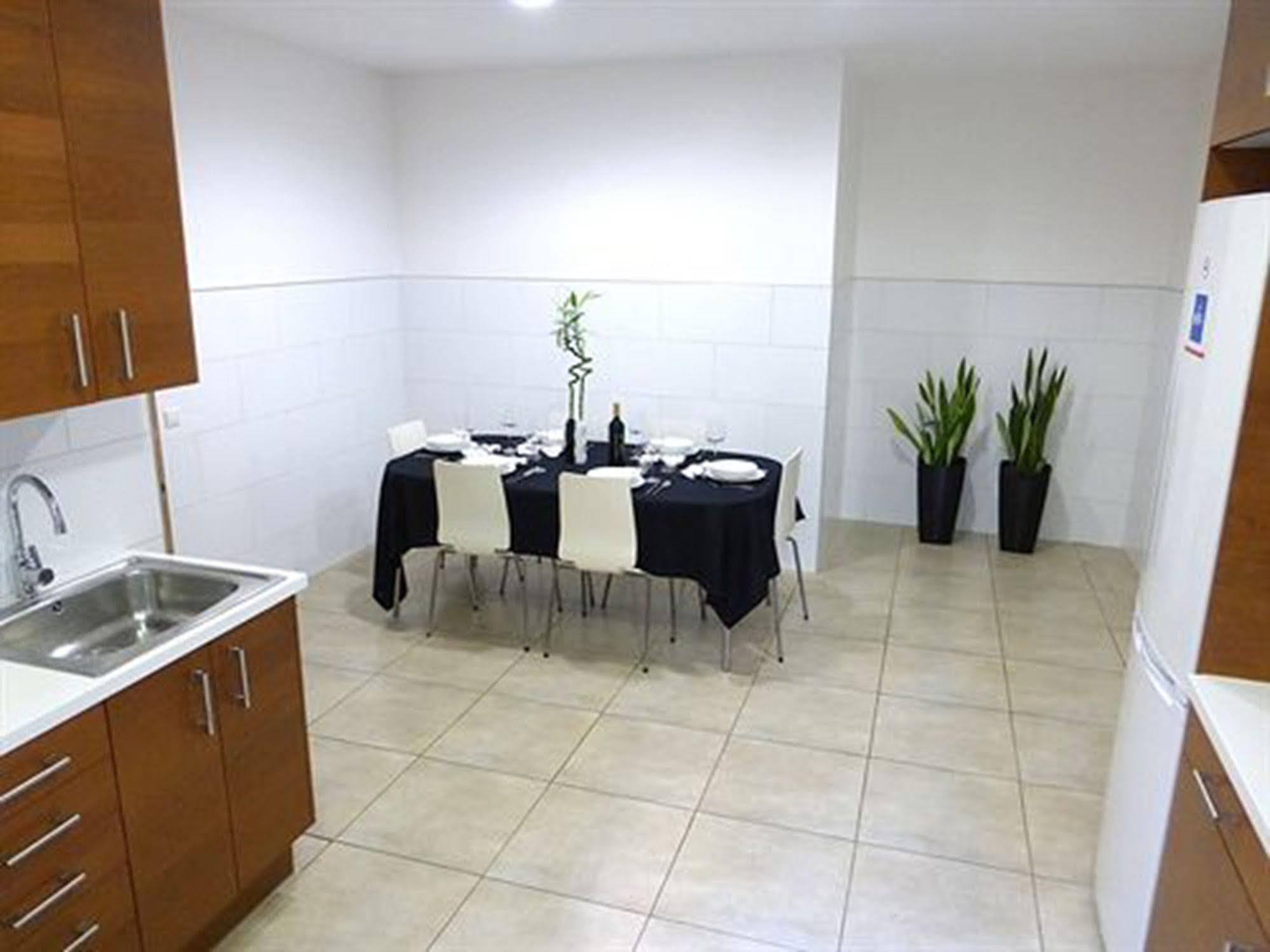 Super Balmes Hotel